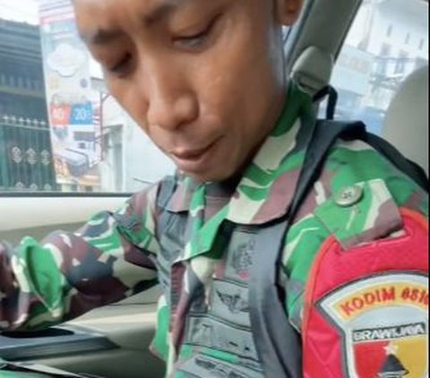 Bikin Komandan Ketawa, Babinsa TNI Nyetir Mobil Bawa Tas di Punggungnya 'Ini Tas Doraemon Dan'