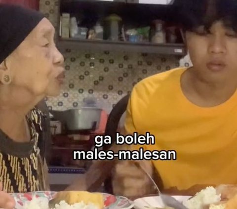 Tak Semangat Jalani Sahur, Pria Ini Sedih saat Dengar Pesan Sang Nenek: 'Belum Pasti Tahun Depan Bisa Puasa Bareng'