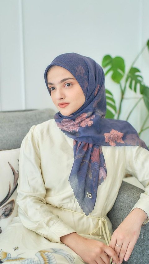1. Pilih Hijab Polycotton Segiempat untuk Penggunaan yang Fleksibel<br>