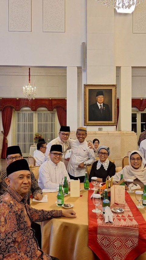 VIDEO: Bukber Kabinet Jokowi Tak Dihadiri Semua Menteri 01 & 03