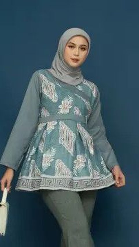 7. Atasan Batik Wanita Kantor Kembang Seno<br>