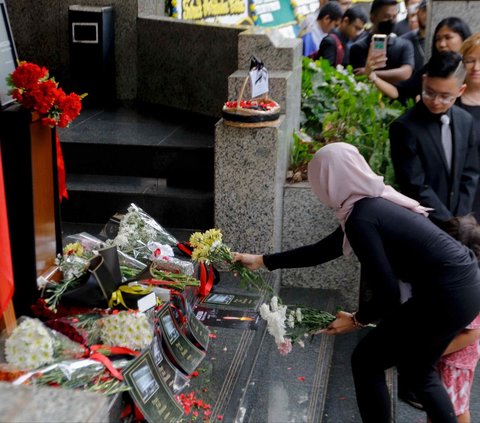 FOTO: Aksi Solidaritas dan Doa Bersama untuk Korban Serangan Teror Moskow di Kedubes Rusia Jakarta