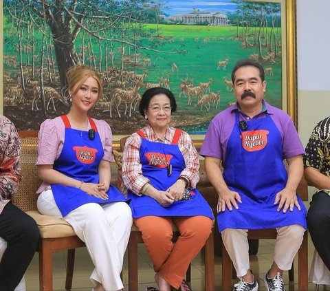 Potret Inul Daratista dan Adam Masak Bareng Megawati Soekarnoputri 'Saya Bangga Masak sama Orang Hebat'