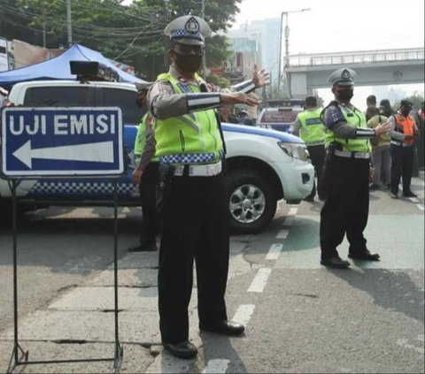 623 Kendaraan Bermotor di Jakarta Tertangkap Tangan Melawan Arah