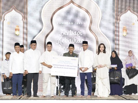 Mandiri Group Provides Assistance to 57 Thousand Orphans and the Needy During Ramadan