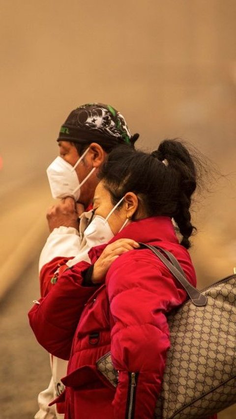 Badai pasir parah ini menyelimuti lebih dari selusin provinsi dan wilayah di China utara, termasuk ibu kota Beijing dan sebagian Mongolia Dalam. STR/AFP