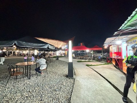 Memanjakan Lidah di Stasiun Lambuang Bukittinggi, Bekas Stasiun Kereta Api yang Disulap Jadi Pusat Kuliner Terbesar di Sumbar