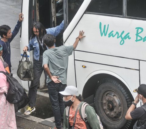 Tes Urine Sopir Bus, Terminal Kampung Rambutan Gandeng BNNP