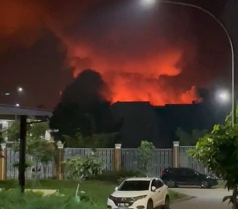 Kebakaran Gudang Peluru di Ciangsana, Warga Dievakuasi