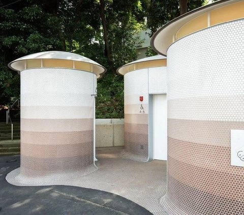 The Attraction of Public Toilets in Shibuya that Attracts Tourists