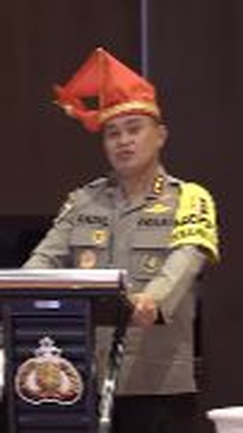 VIDEO: Reaksi Tak Terduga Jenderal Polisi Dengar Anggota Mau Naik Pangkat Depan Kapolda