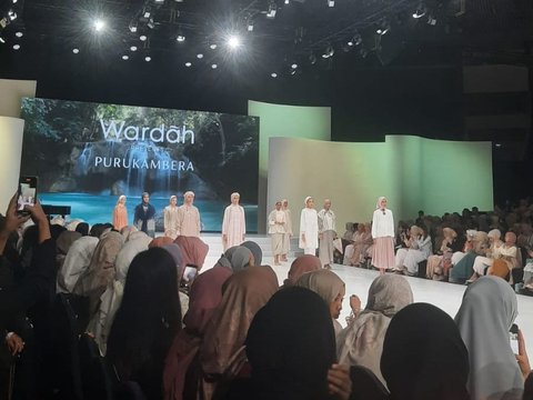 Wardah Collaborates with 4 Designers and Local Fashion of the Homeland on the IFW 2024 Stage