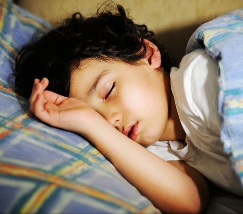 Try to Make Children Continue to Take a Nap During Homecoming, So They Don't Easily Throw Tantrums