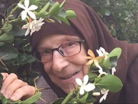 Usir Warga dari Rumahnya di Gaza, Tentara Israel Paksa Satu Keluarga Tinggalkan Seorang Nenek Berusia 96 Tahun