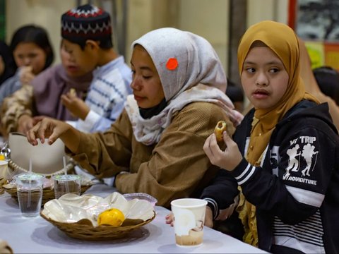 FOTO: Indahnya Toleransi Buka Puasa Bersama Penyandang Disabilitas se-Kota Bogor di Vihara Dhanagun