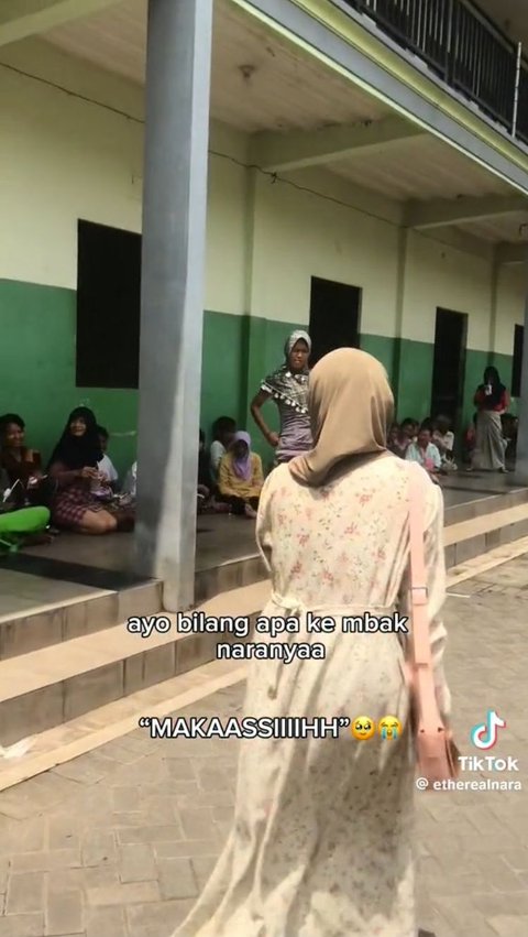 Adakan Jumat Berkah di Panti ODGJ, Aksi Wanita Ini Tuai Pujian