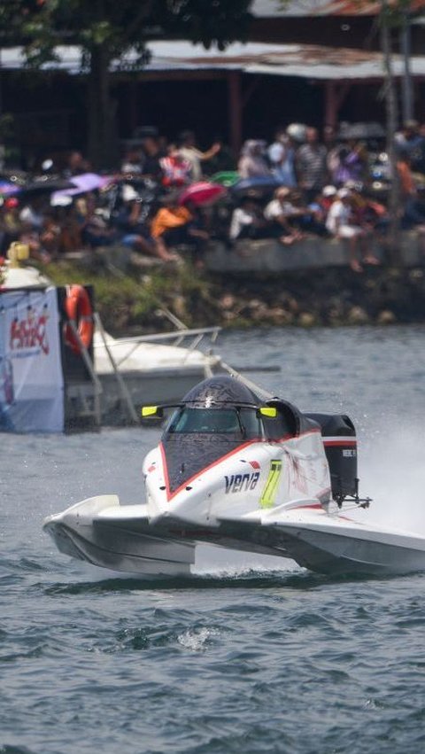 Mampu Gerakkan Roda Perekonomian, Ini Serba-Serbi Pelaksanaan F1 Powerboat 2024 di Balige<br>