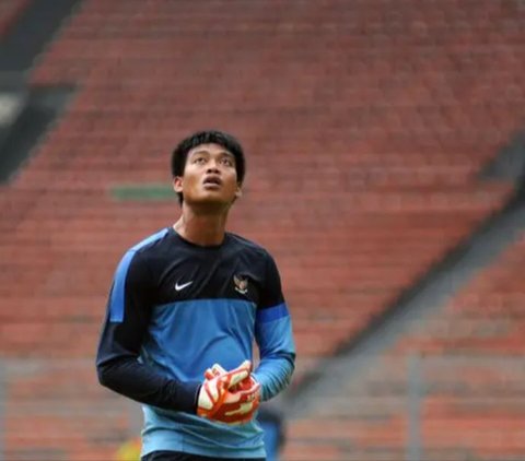Still Remember Kurnia Meiga, the Former Mainstay Goalkeeper of the Indonesian National Team? After Auctioning the Medal, Now Selling Emping