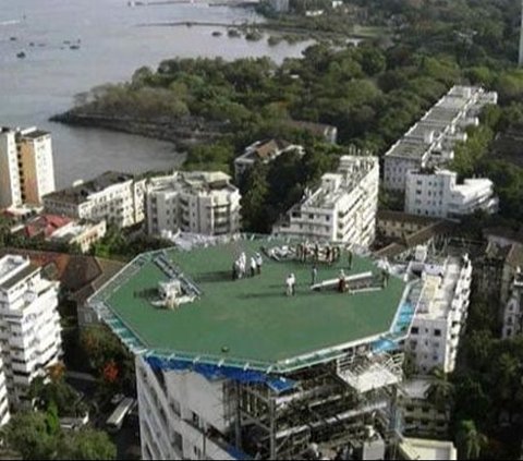 Portrait of Anant Ambani's 27-Story House, Crazy Rich India Who Invited Rihanna to His Wedding Party