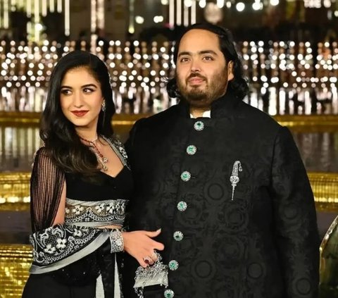 Portrait of Anant Ambani's 27-Story House, Crazy Rich India Who Invited Rihanna to His Wedding Party