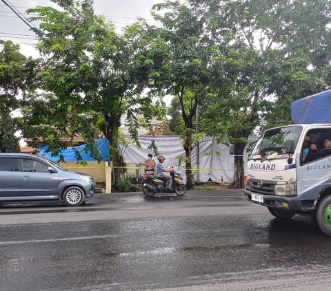 Foto-Foto Kondisi Kantor Subdensi Pom Detasemen I Polda Jatim Usai Terjadi Ledakan