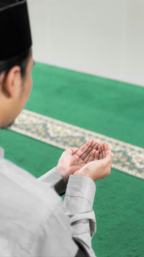 Doa Ziarah Kubur Orang Tua Lengkap dengan Tata Caranya Sesuai dengan Tuntunan Agama<br>