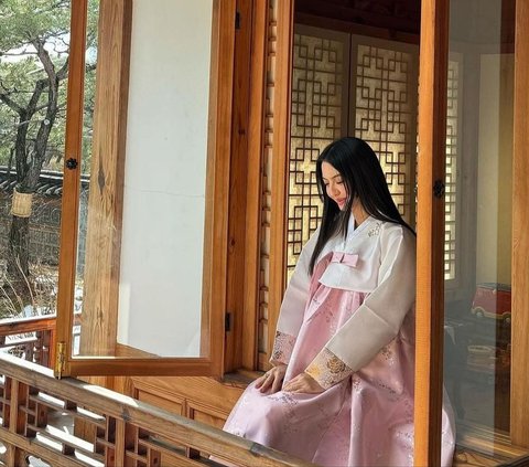 Rayakan Ultah di Korea, Cantiknya Raline Shah Kenakan Hanbok Vibesnya Bak Putri di Drakor