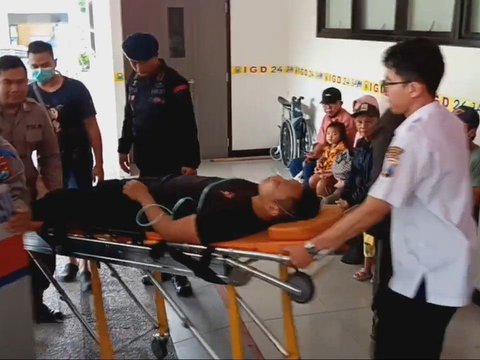 Ledakan di Markas Brimob Polda Jatim, Dua Polisi jadi Korban Dilarikan ke RS