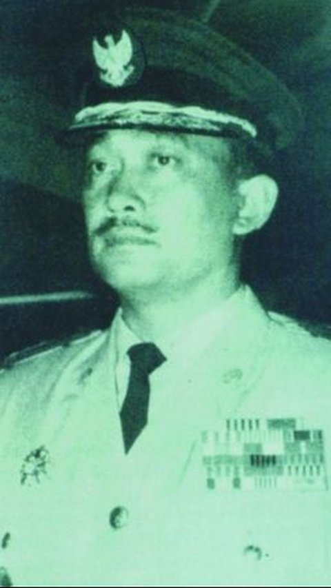 Profil Letjen TNI Solihin GP, Pernah Ajak Soeharto Mandi di Sungai saat Jabat Gubernur Jabar<br>