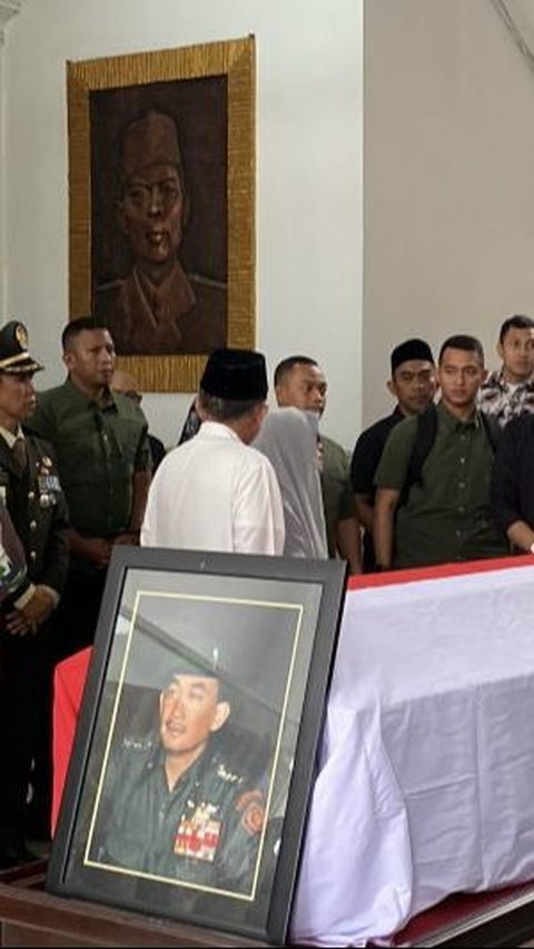 Sejumlah Tokoh Nasional Hadiri Pemakaman Sesepuh Jabar Solihin GP<br>