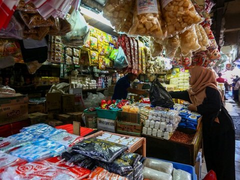 FOTO: Menjelang Bulan Suci Ramadan, Harga Bahan Kebutuhan Pokok di Pasar Tradisional Naik