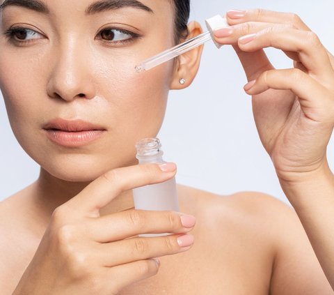 The Right Way to Use Serum from a Dermatologist for Maximum Glowing Skin