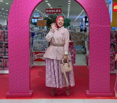 10 Tips Fashion Wanita Gemuk Berhijab untuk Meningkatkan Rasa Percaya Diri