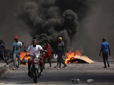 FOTO: Situasi Mencekam saat Gengster Kuasai Haiti