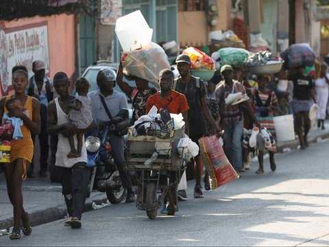 FOTO: Situasi Mencekam saat Gengster Kuasai Haiti