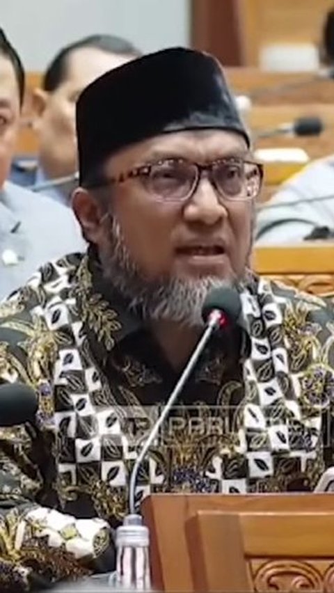 Kritik Tajam PKS Soroti Makan Siang Gratis Pakai Dana BOS Siswa di Paripurna DPR
