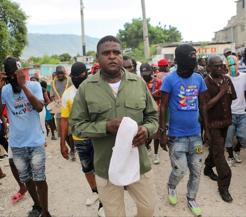 FOTO: Sosok Jimmy Cherizier, Pemimpin Geng G9 yang Bikin Haiti Mencekam