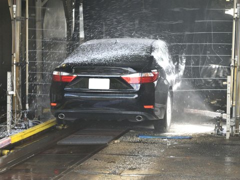 Try Turbo Wash, the First Advanced Robotic Car Wash Service in Indonesia, Process 3 Minutes Starting from Rp30 Thousand