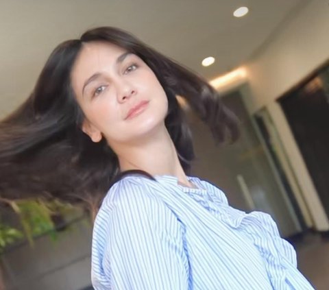 Potret Menawan Luna Maya Tampil dengan Warna Rambut Baru Disorot, Dipuji Artis Indonesia Paling Cantik