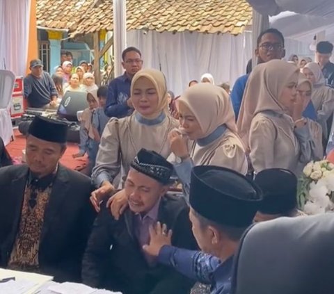 Viral Momen Haru Adik Laki-Laki jadi Wali di Pernikahan Kakaknya, Tak Berhenti Nangis