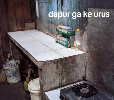 Pria Ini Bagikan Kondisi Rumah Setelah Setahun Tanpa Ibu, Curhatannya Viral Bikin Haru