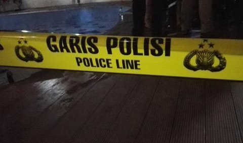 Selain dua sekuriti, dari rekaman CCTV terlihat tiga orang diduga ikut mengeroyok korban dan identitasnya sedang didalami polisi.