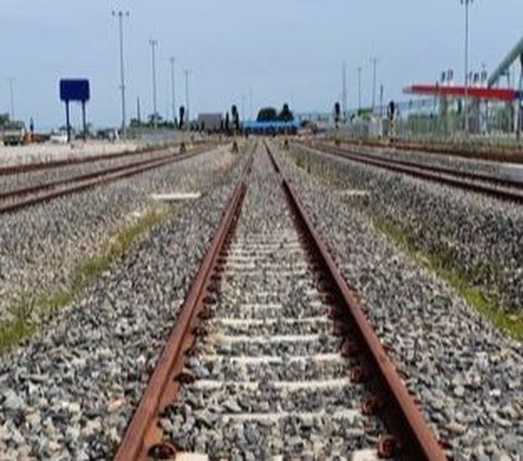 KA Babaranjang Tertimpa Crane Girder Fly Over Bantaian, 1 Orang Tewas dan 6 Terluka