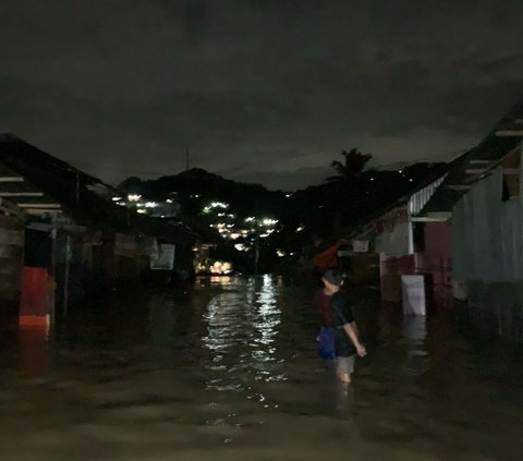 Sungai Meluap, Sembilan Kecamatan di Cirebon Tiga Hari Teredam Banjir