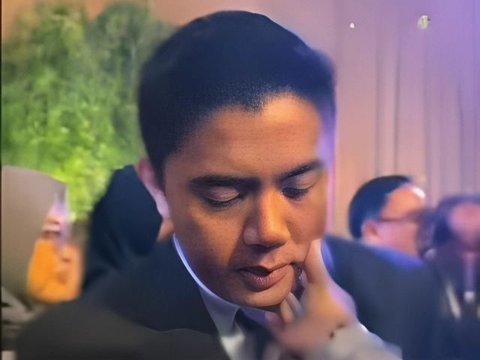 Moments of Mothers Tapping Mayor Teddy's Cheeks, Making Netizens Excited