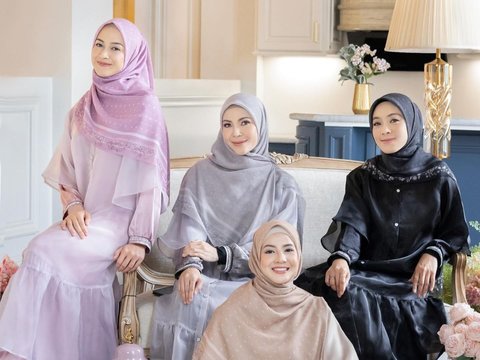 Potret Natasha Rizky Jalani Pemotretan Terbaru Bareng Sahabat, Penampilannya Adem Banget dengan Hijab Syar'i