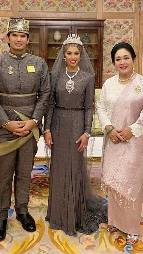 Pada Januari 2023, Titiek menyaksikan pernikahan Puteri Azemah, putri Sultan Hassanal Bolkiah.
