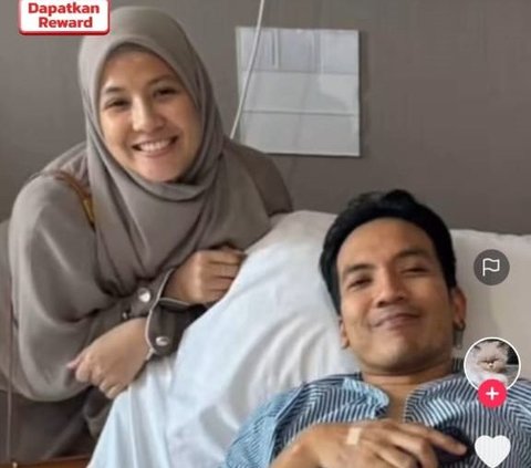 Tetap Harmonis Meski Sudah Bercerai, Momen Natasha Rizky Temani Desta yang Opname Karena DBD di RS