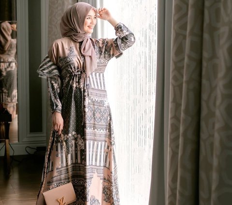 Abaya, Gamis, dan Kaftan, Mana yang Cocok untuk Sambut Lebaran 2024? Semuanya Cantik dan Anggun