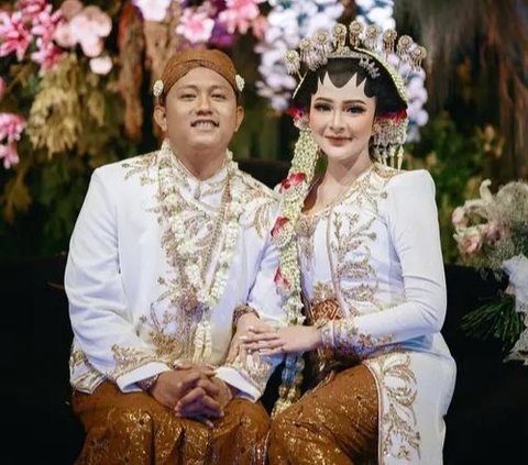 8 Artists Celebrate Ramadhan 2024 as Newlyweds, Enzy Storia to Denny Caknan